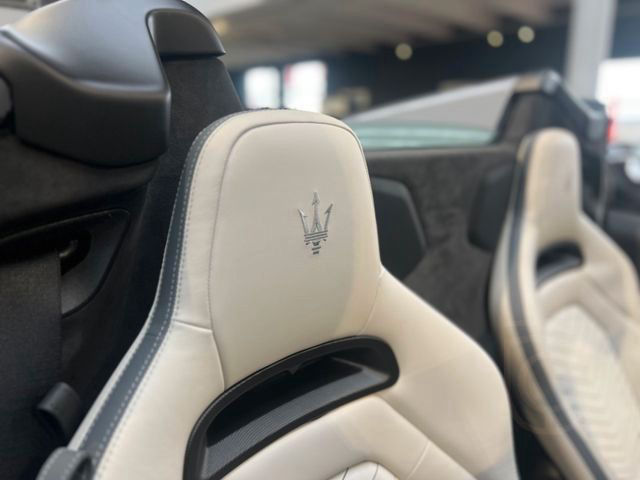 Maserati MC20 cielo LIFT | CARBON | Maserati-Köln
