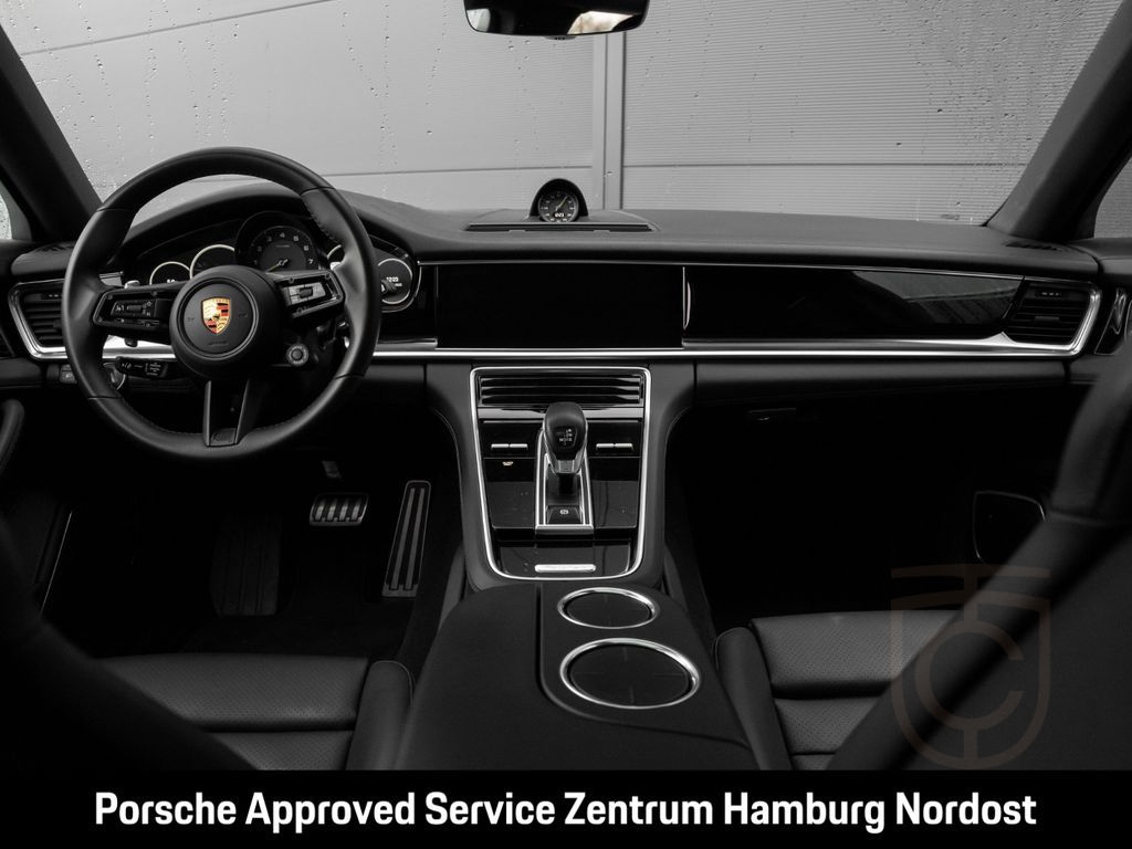 Porsche Panamera 4S E-Hybrid Sport Turismo Sportabgasan.