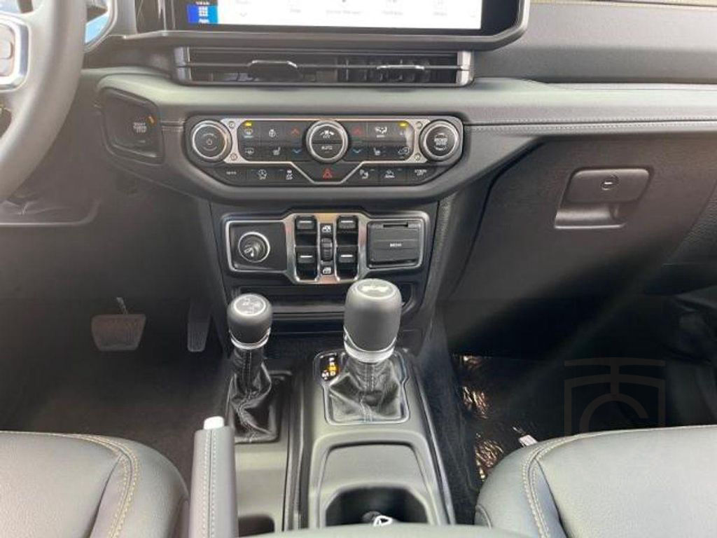 Jeep WRANGLER Sahara 272PS Facelift *SoftTop*