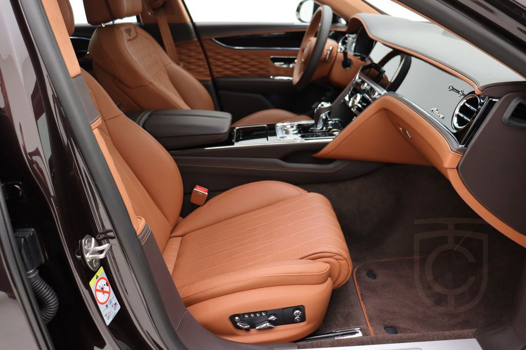 Bentley Flying Spur Azure Hybrid