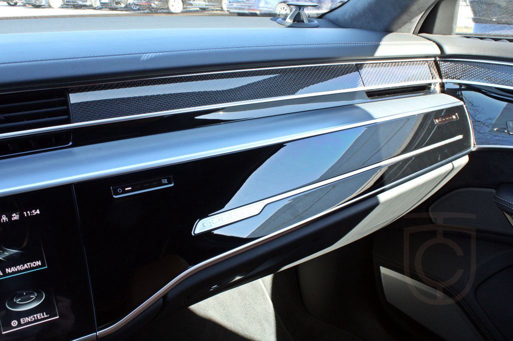 Audi A8 Lang 60TFSI S LINE BLACK PANO B&O ADV.UPE193