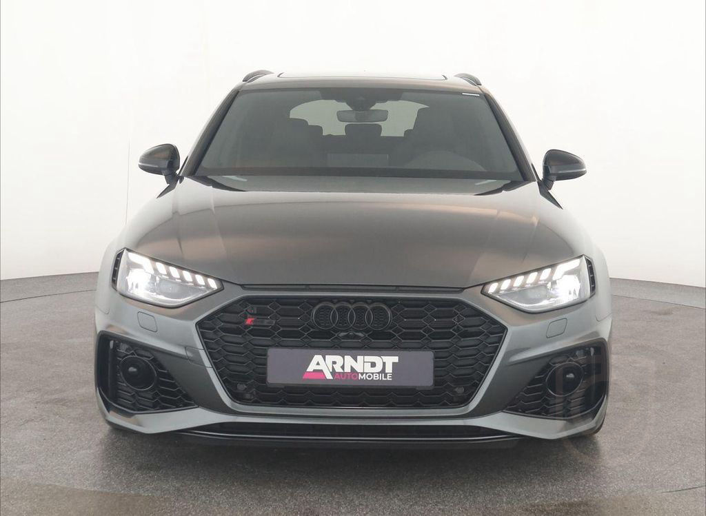 Audi RS4 Avant competition+ Matrix Pano Nav BangO Kam