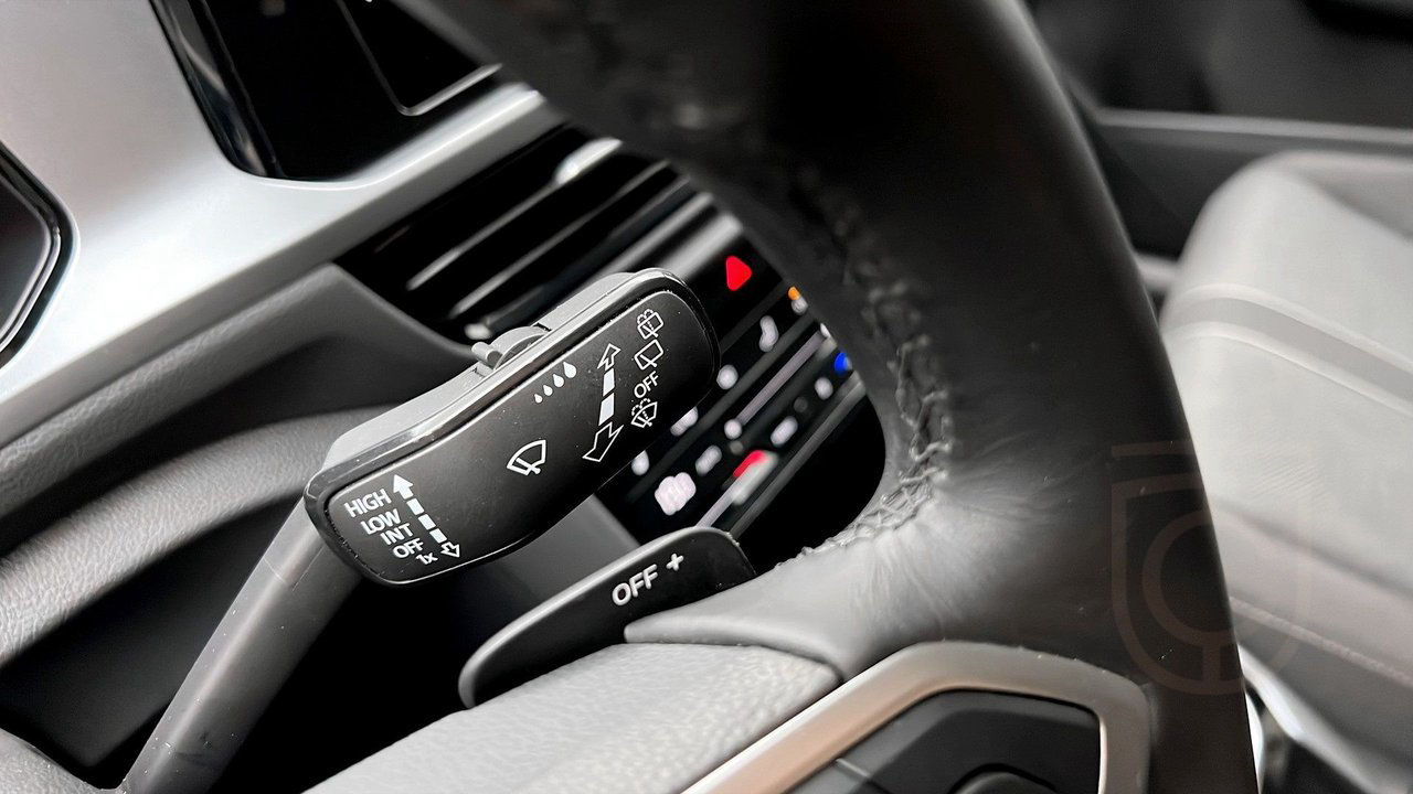 Volkswagen T-Roc Life TSI150