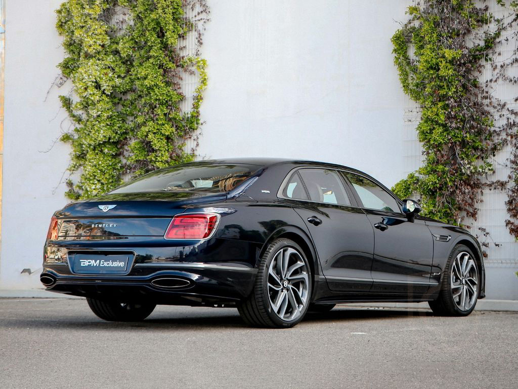 Bentley Flying Spur Speed V8 Hybrid