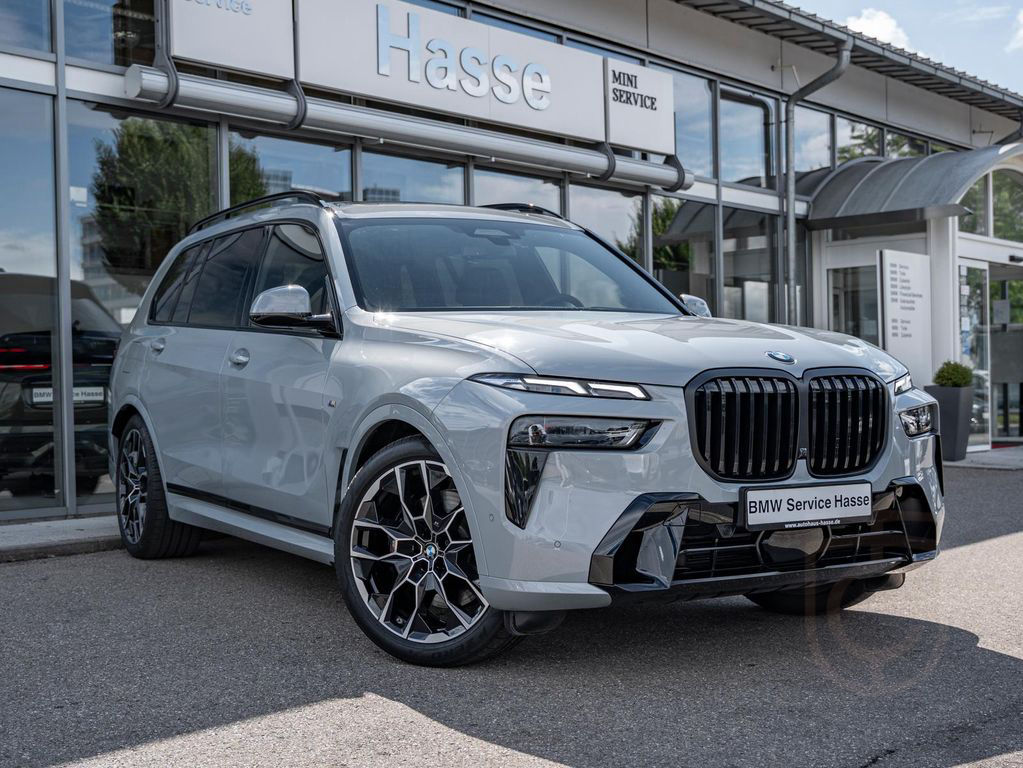 BMW X7 xDr 40d M-SportPro 22Z SI 5/100 AKTIVLENK H/K