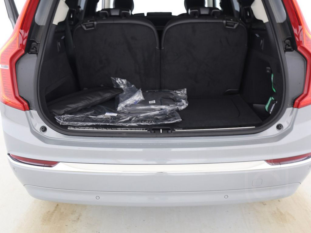 Volvo XC90 T8 Ultra Bright Recharge Plug-In Hybrid AWD
