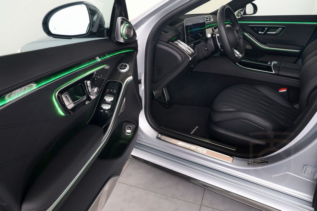 Mercedes-Benz S 63 AMG E Performance 4Matic Lang UPE 280500€