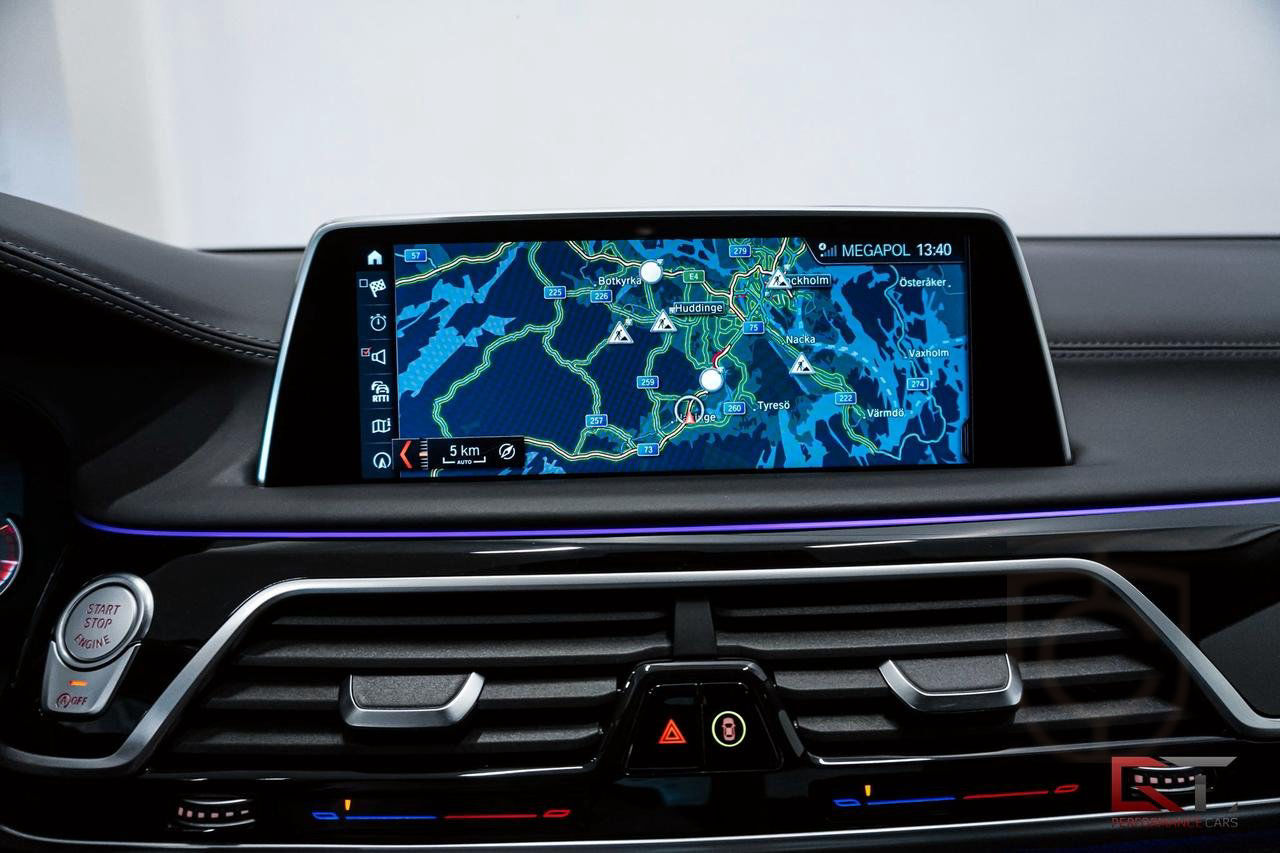 BMW 750 Navi HuD B&W Night Vision 1 Ägare