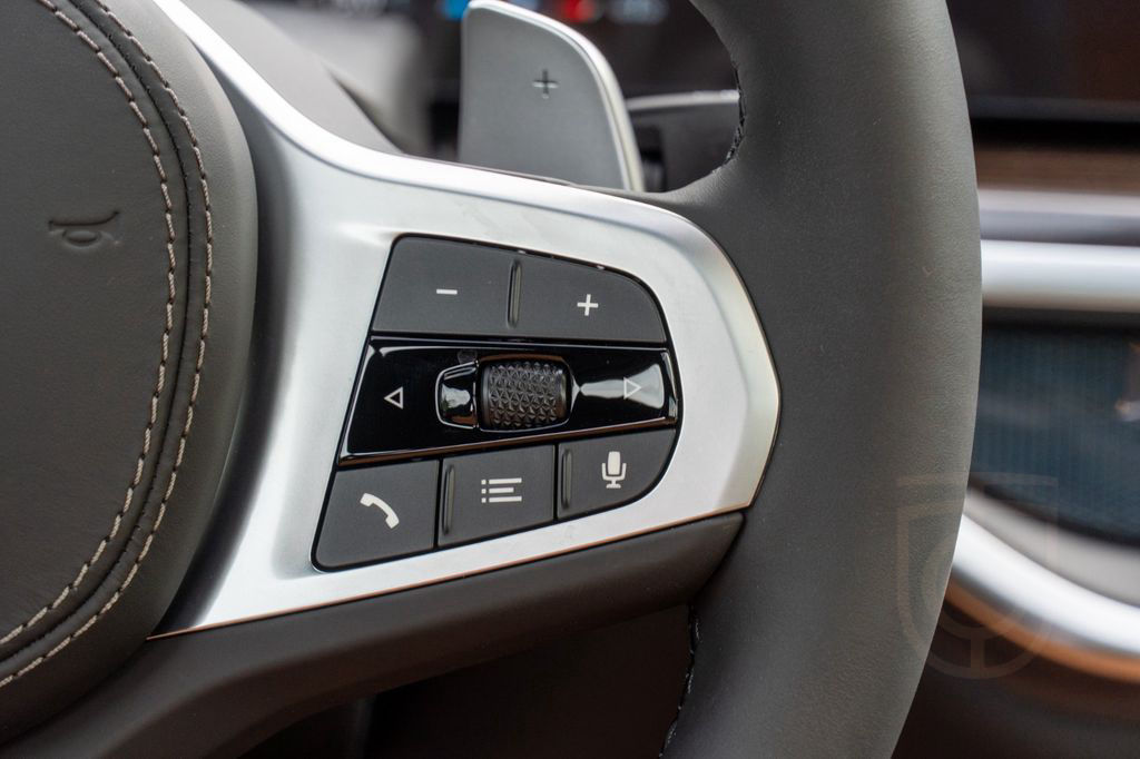 BMW X6 30d M SPORT.DR.ASS.PANO.LUFTF.LED.H/K.HUD.360