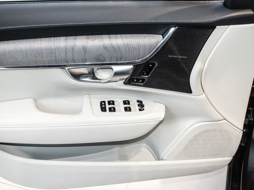 Volvo V90 Kombi B4 (Diesel) Mild-Hybrid Plus Bright