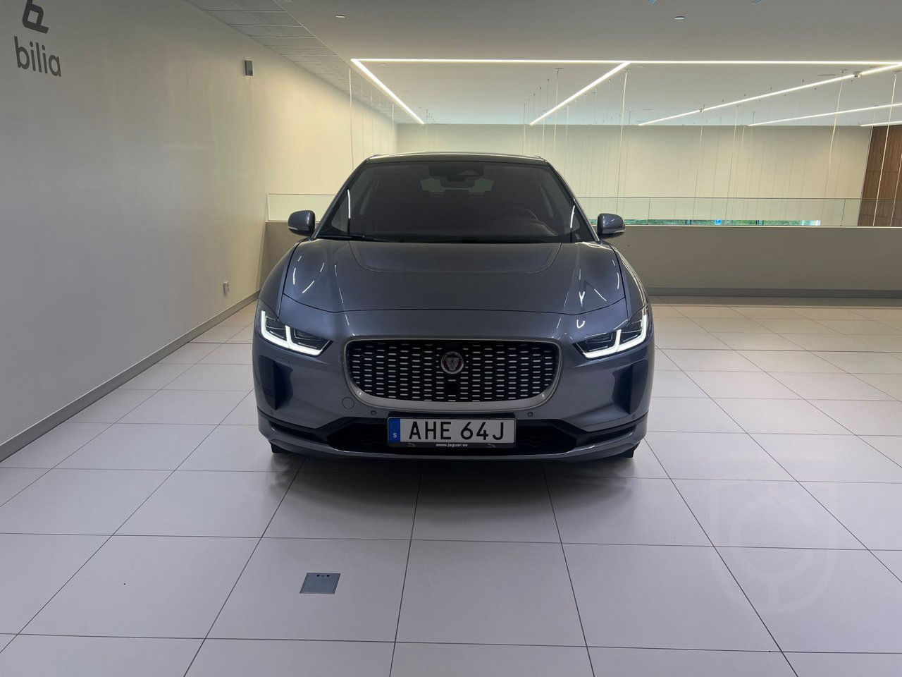Jaguar I-Pace EV400