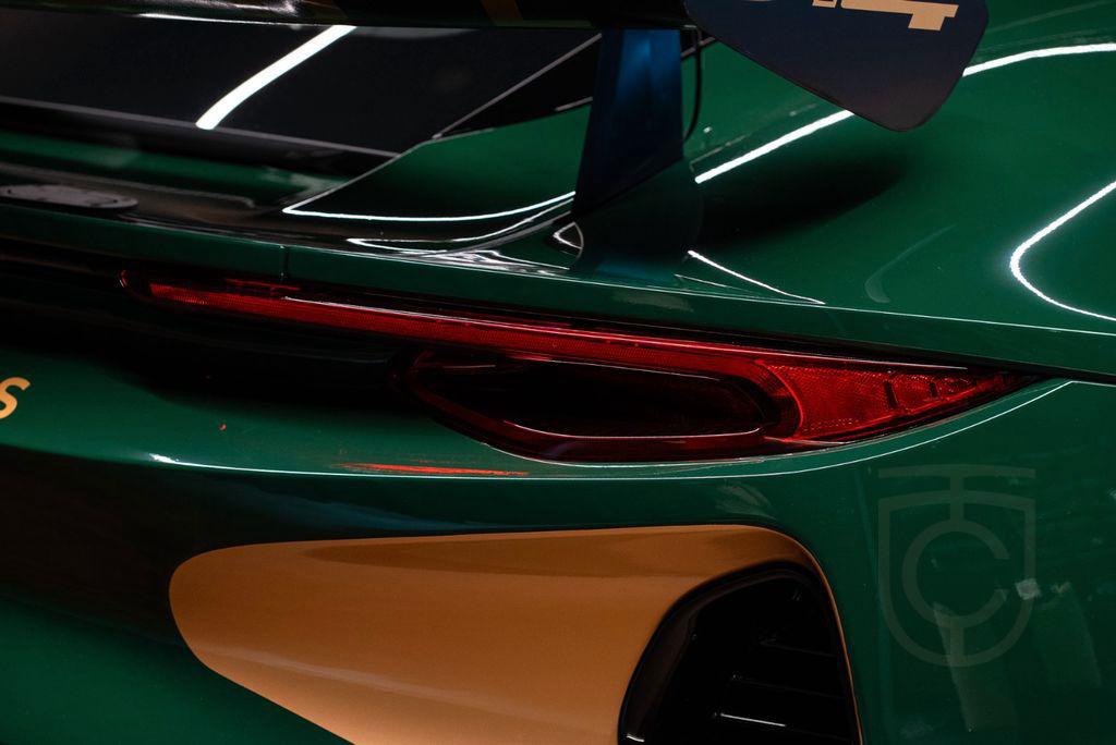 Lotus Emira GT4 RACECAR
