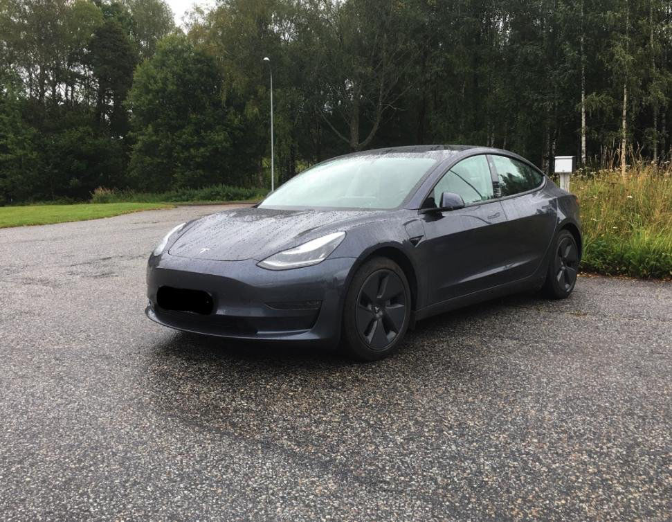 Tesla Model 3 Long Range AWD