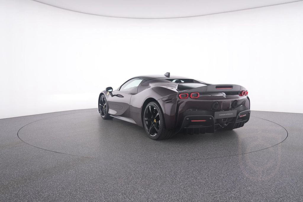 Ferrari SF90 Stradale LIFTSYSTEM CARBON LENKRAD