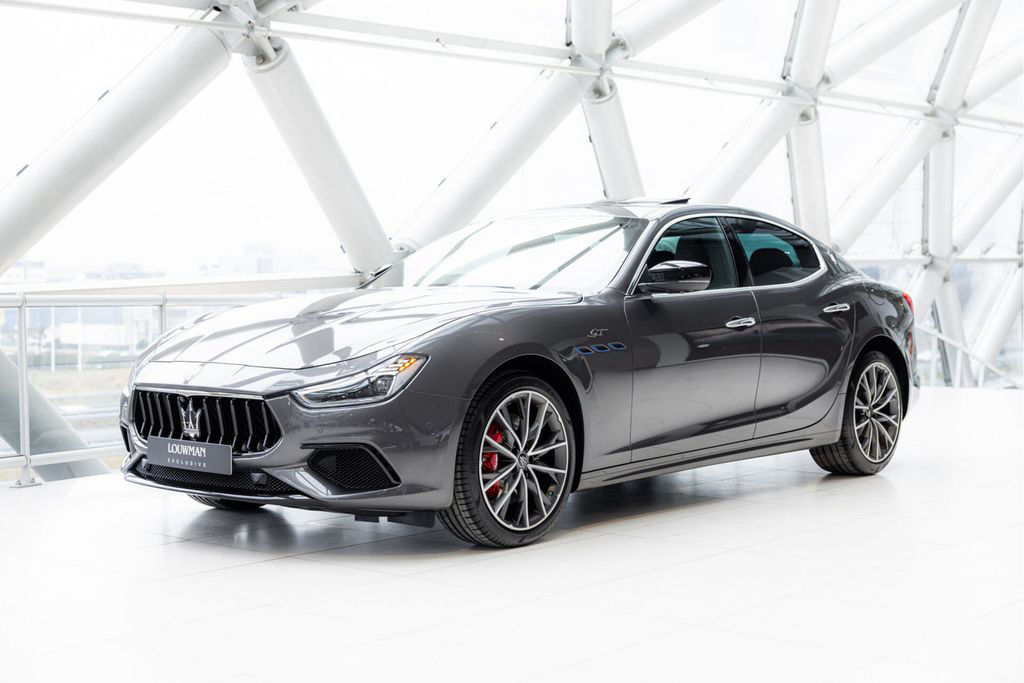 Maserati Ghibli Hybrid GT Edizione Finale | Heated Front