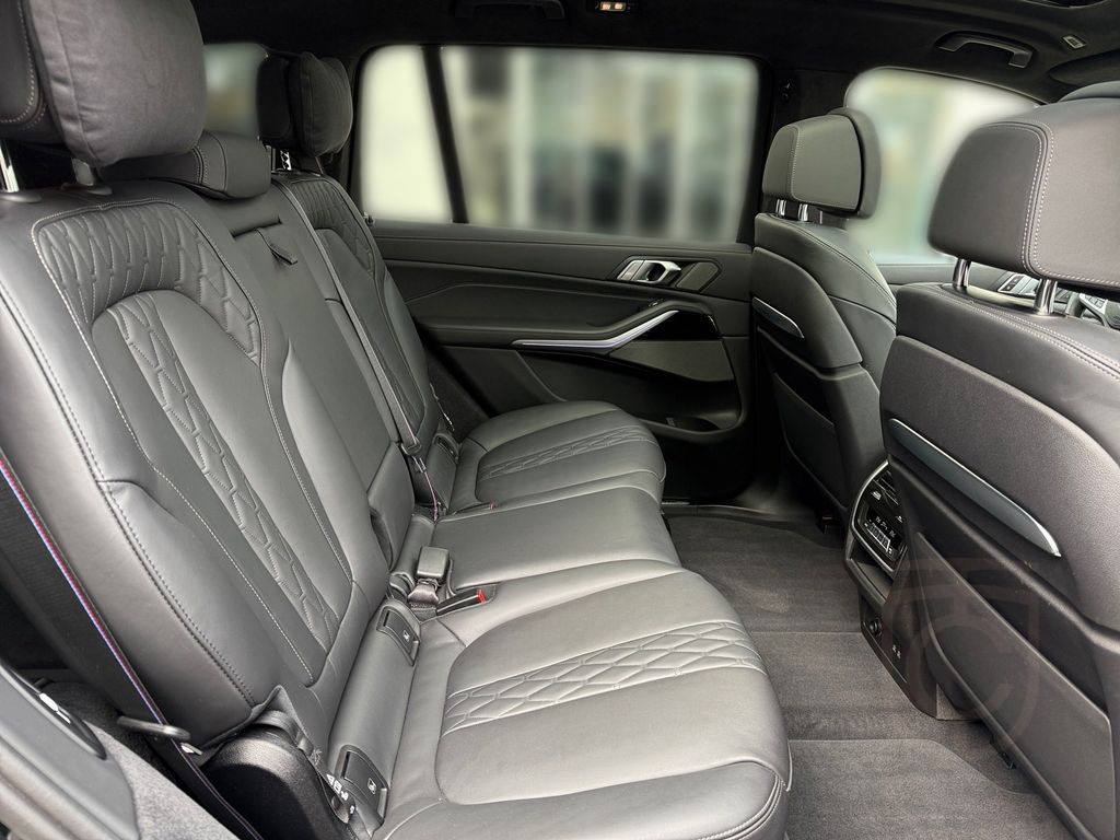 BMW X7 xDrive40d M SPORTPAKET PRO+ICONIC GLOW+AHK