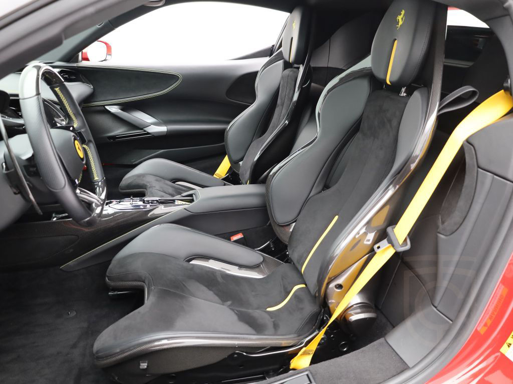 Ferrari SF90 Stradale - FERRARI HAMBURG