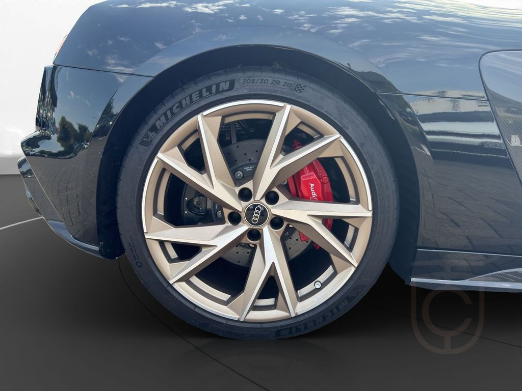 Audi R8 Spyder V10 performance qu. Keramik Carbon LM