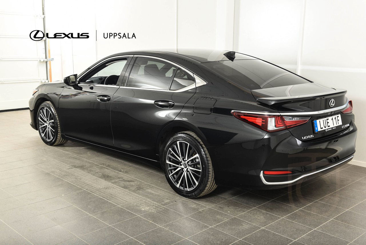 Lexus ES 300h Limited Edition