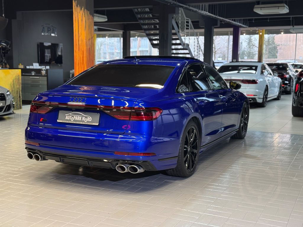 Audi S8 4.0 TFSI quattro MATRIX~CARBON~HEADUP~360~B&O