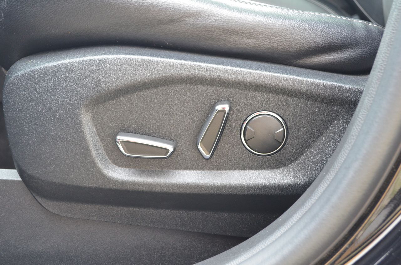 Ford Edge Sport/AWD/Panorama/TažZař
