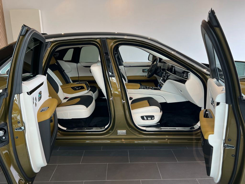 Rolls-Royce Ghost Series 2 *netto *ShootingStar*twoTone*now
