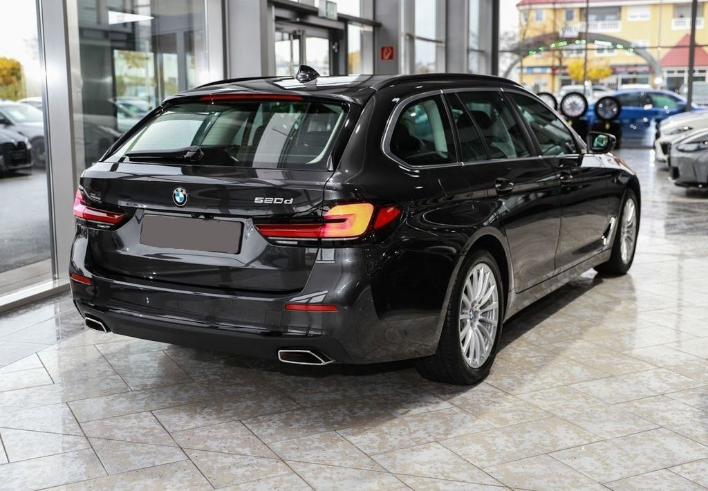 BMW 5