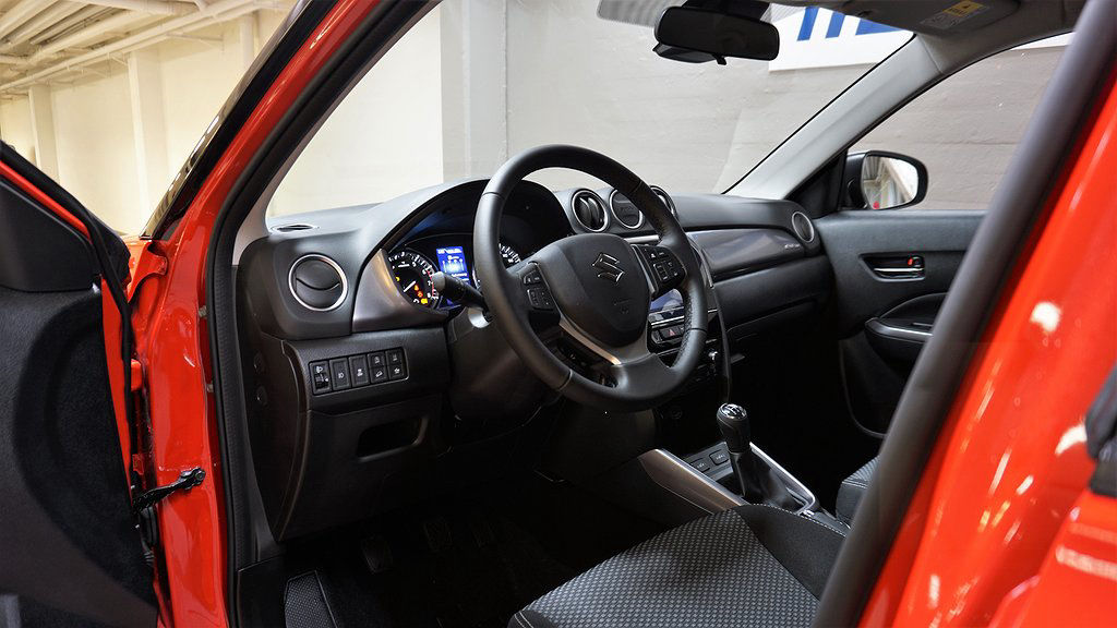 Suzuki Vitara 1.4T Hybrid allgrip 4x4 Kampanj! från 227900:-