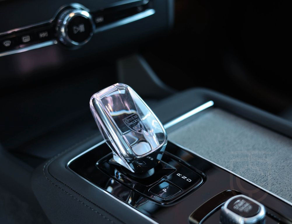 Volvo XC 90 Ultra Dark Recharge AWD *Massage*B&W*Luft*