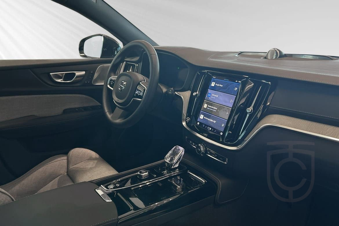 Volvo V60 Recharge T6 Ultimate Dark B