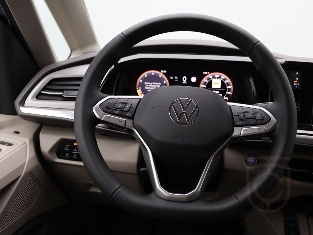 Volkswagen Multivan Life 2.0 TSI DSG/ Matrix, AHK, 7-Sitzer