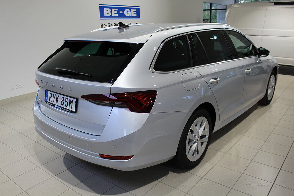 Skoda Octavia 1.0 TSI 110 (Drag/navigation)