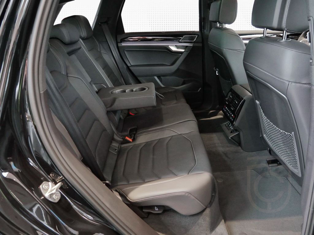 Volkswagen Touareg R-Line 3.0 TDI 4M HUD*PANO*STANHZG*LEDER