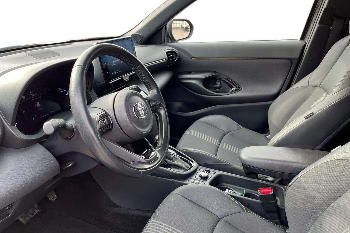 Toyota Yaris Cross Hybrid AWD-i Elhybrid 1,5 Adventure Appro