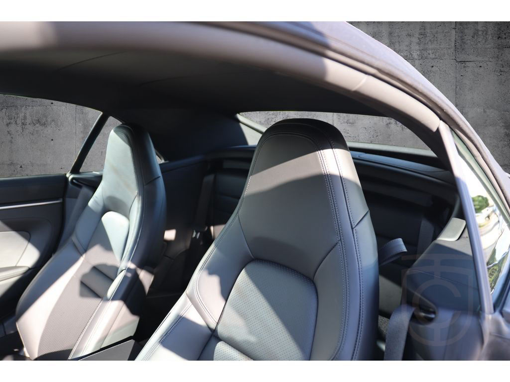 Porsche 992 911 Carrera Cabriolet