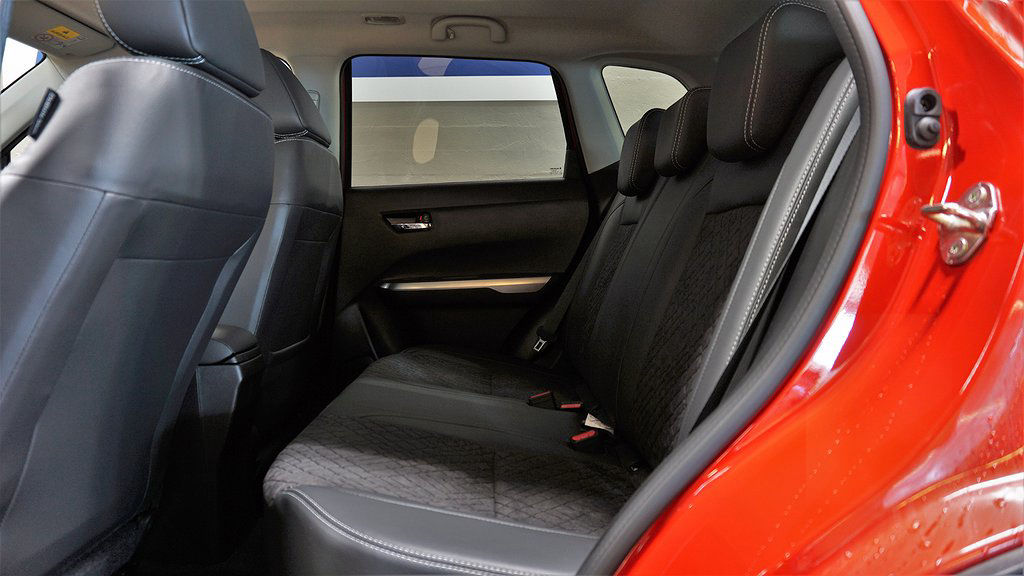 Suzuki Vitara 1.4T Hybrid allgrip 4x4 Kampanj! från 227900:-