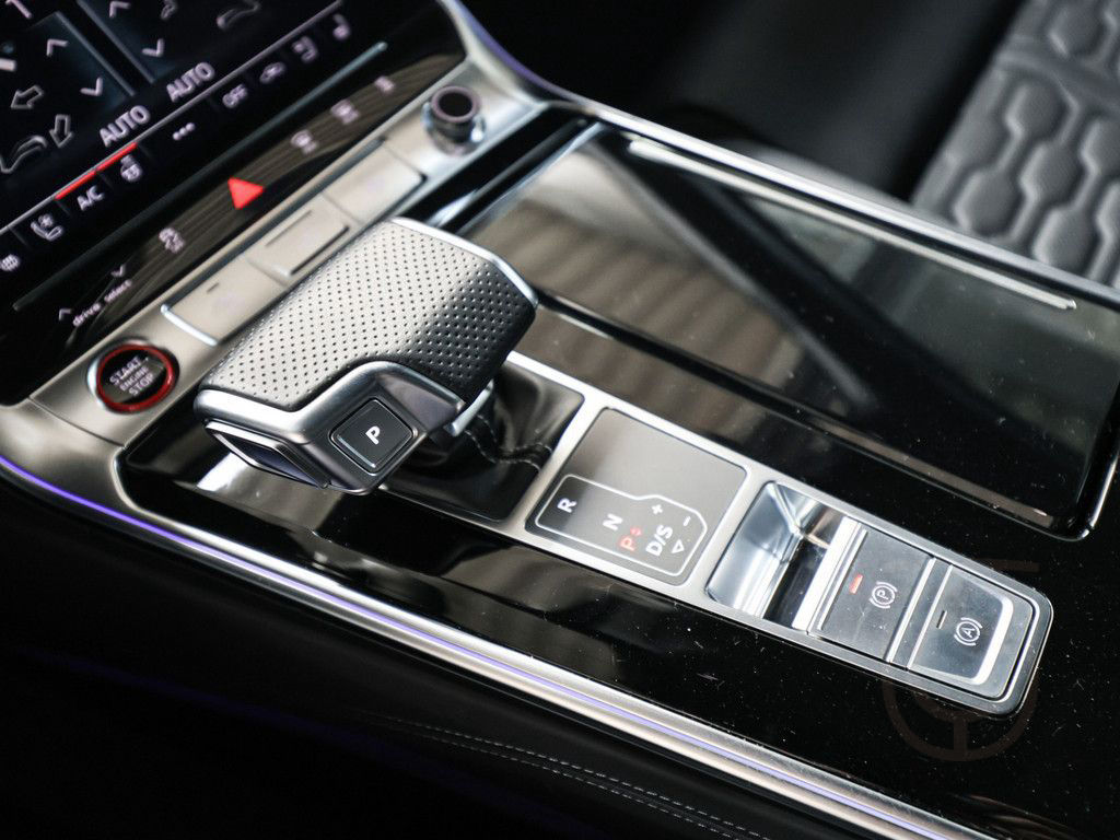 Audi RS6 Avant tiptronic AHK Standhz. B+O PANO