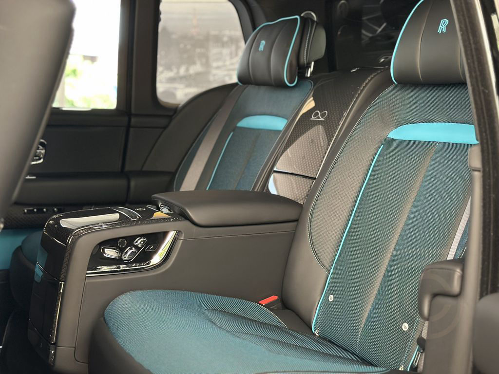 Rolls-Royce Cullinan Black Badge