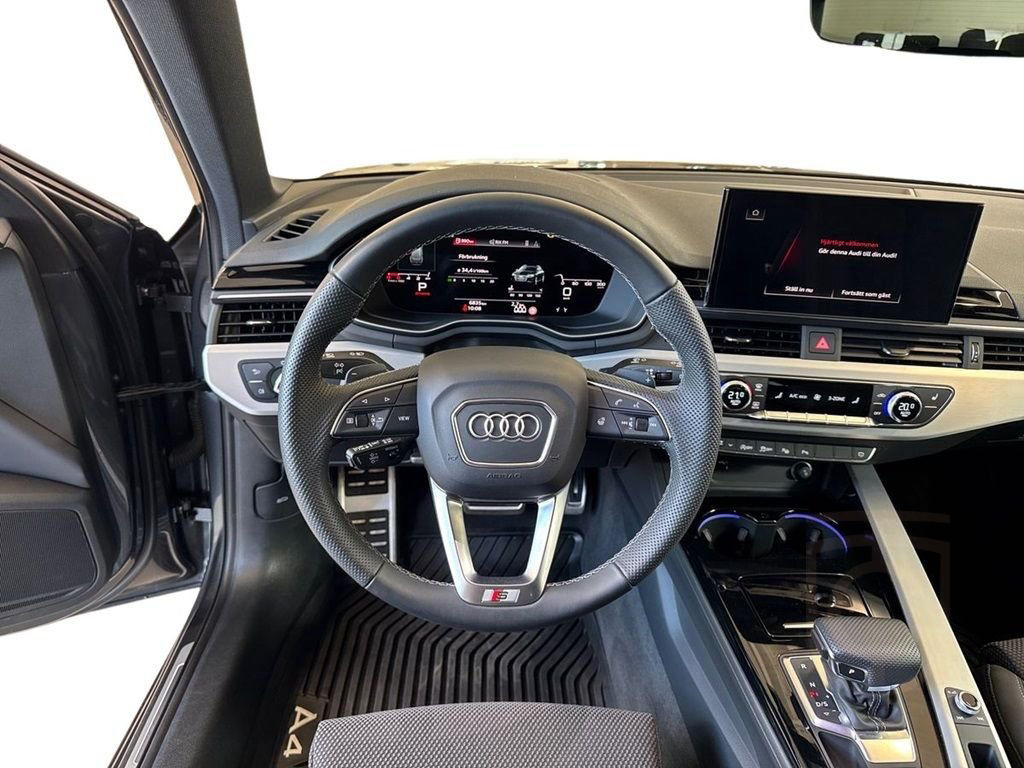 Audi A4 40 TFSI QUATTRO S LINE