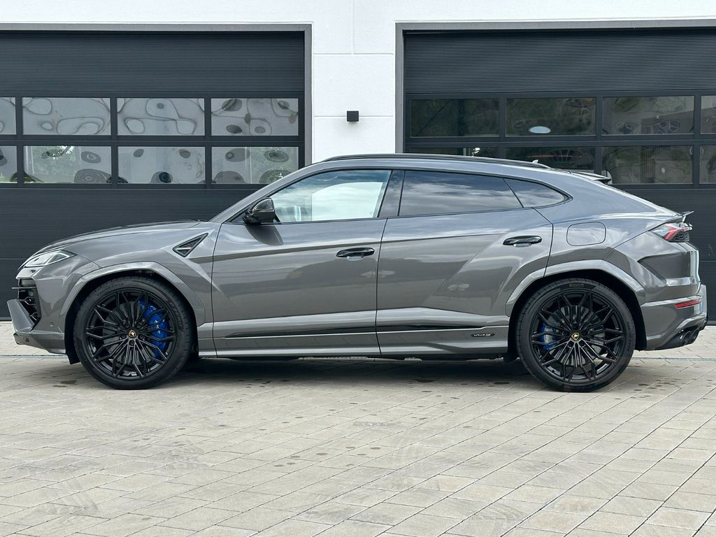 Lamborghini Urus SE *STOCK*B&O*STYLE*PANO*NOW*READY