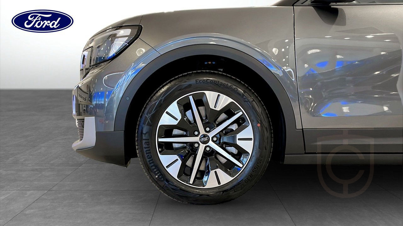 Ford Explorer Long Range RWD