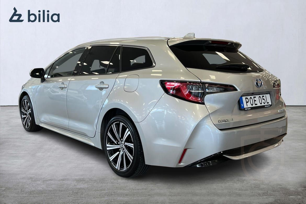 Toyota Corolla Touring Sports Hybrid 2.0 Style Approved Used
