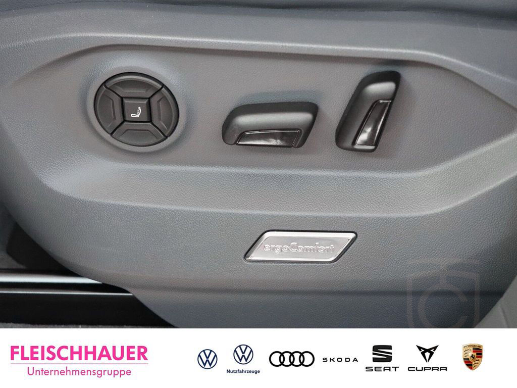 Volkswagen Touareg R-Line 3,0 V6 TSI HUD Luft StandHZG Pano