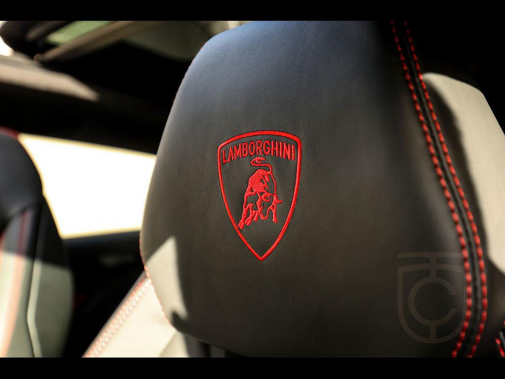 Lamborghini Urus SE°5Y SERVICE°PERFORMANTE°23°PANO°B&O 3D