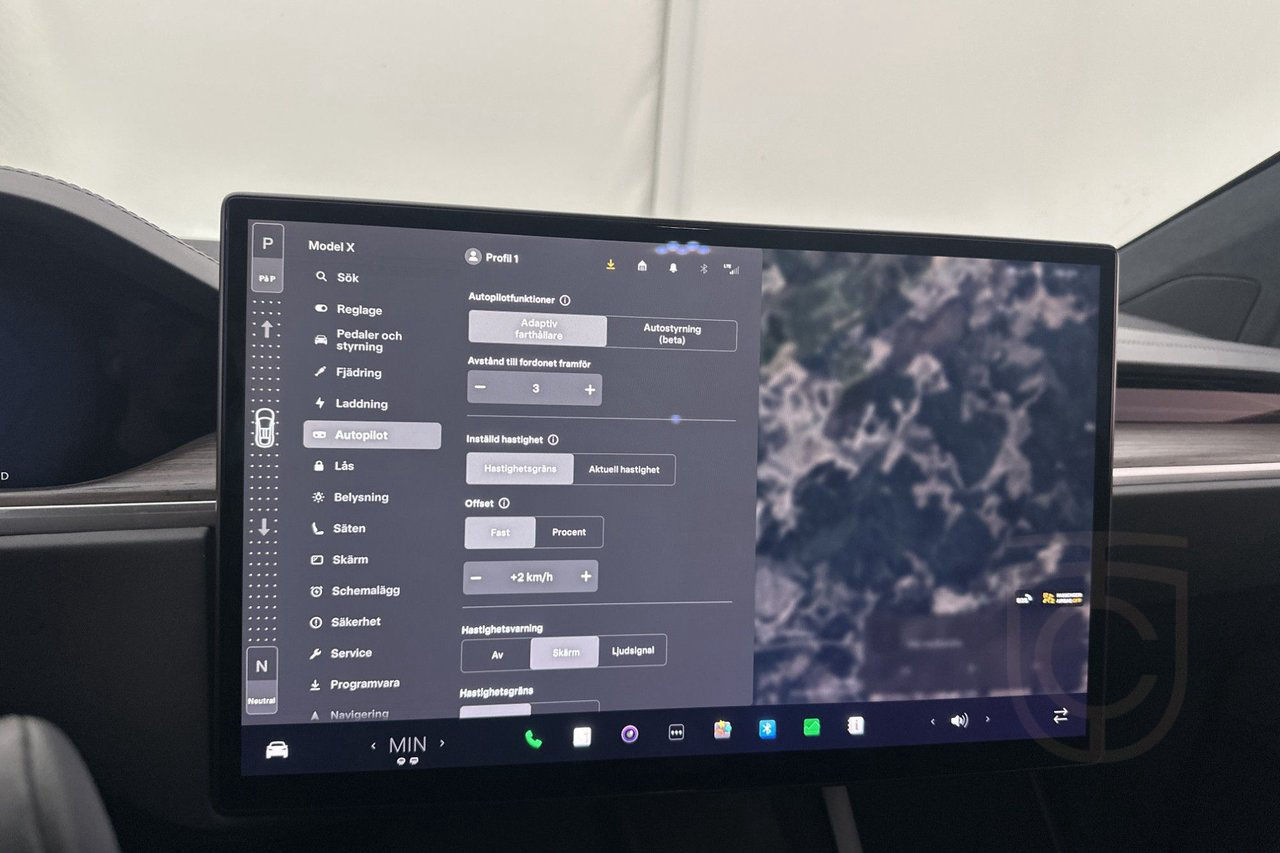 Tesla Model X Autopilot