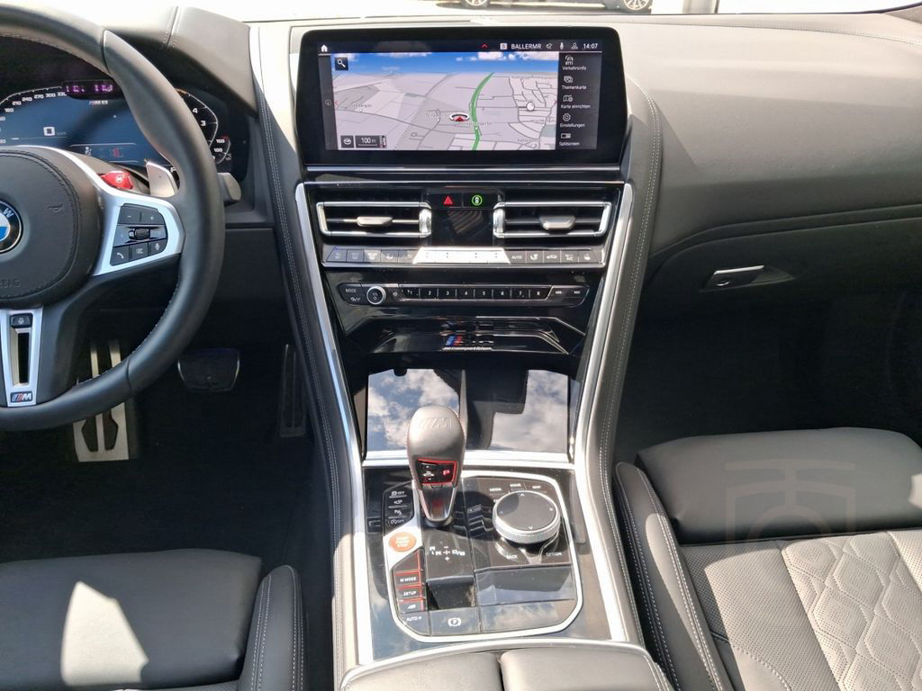 BMW M8 Competition Gran Coupé xDrive Laser Navi DAB