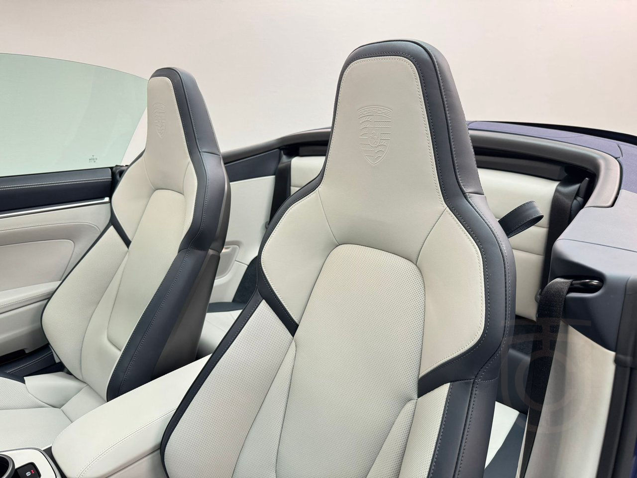 Porsche 911 992 Carrera GTS Cab