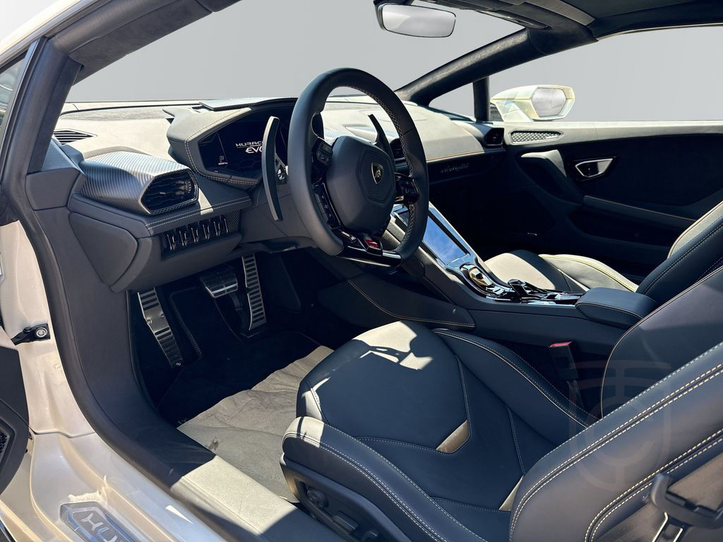 Lamborghini Huracán EVO Spyder *LIFT*CAM*ELEKT. SITZE