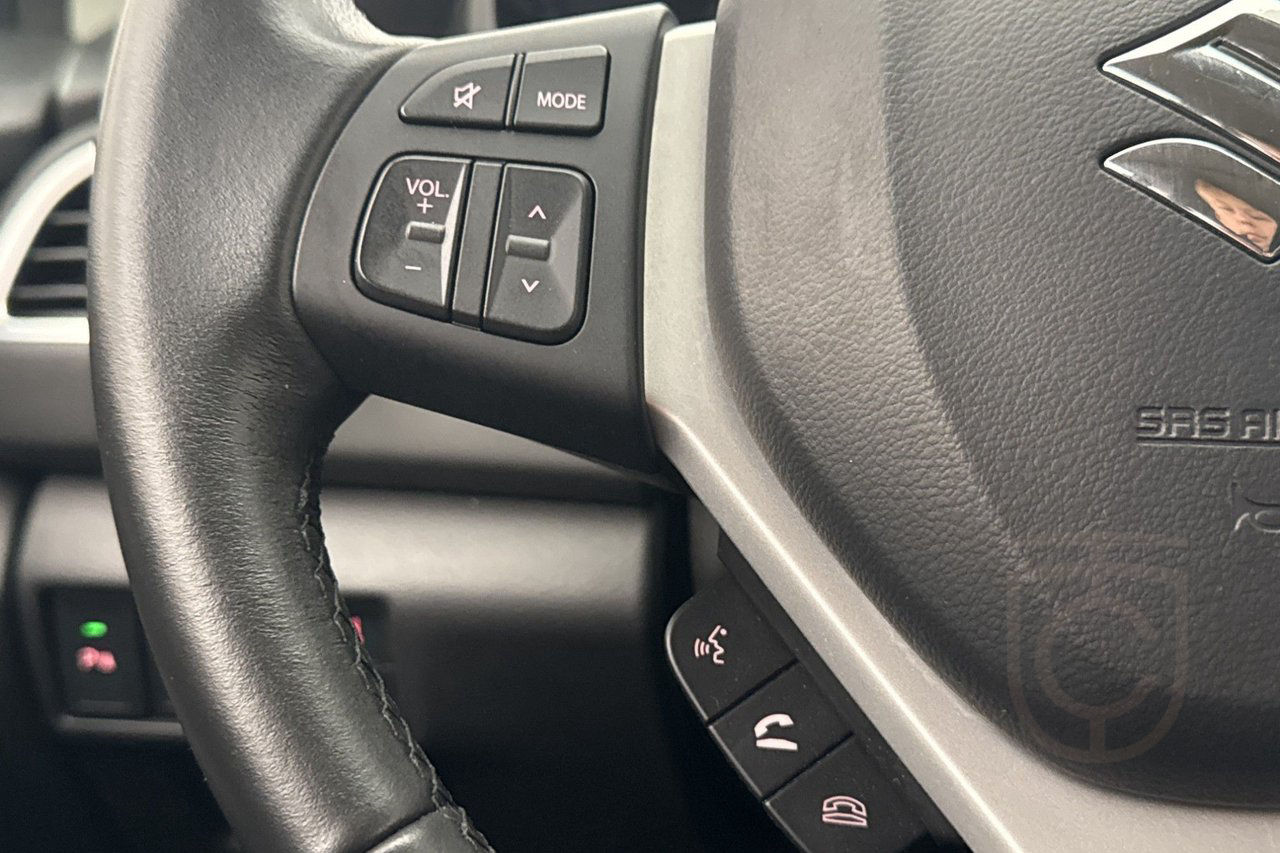 Suzuki S-Cross Hybrid AWD