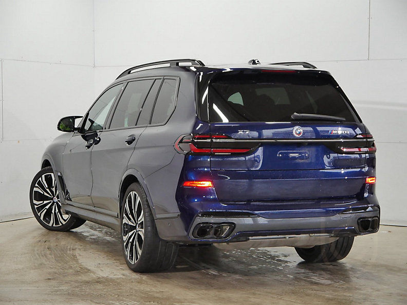 BMW X7 M60i xDrive